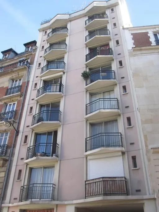 Studio Calme Proche Metro Apartment Paris