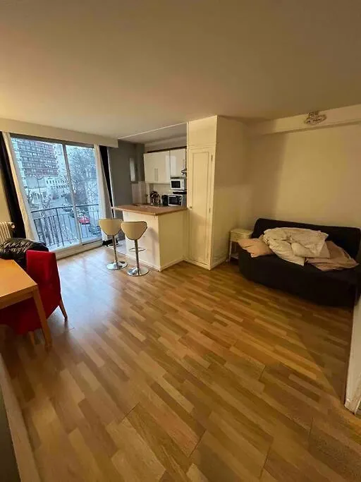 Apartamento Studio Calme Proche Metro París