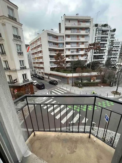 Apartamento Studio Calme Proche Metro París Francia