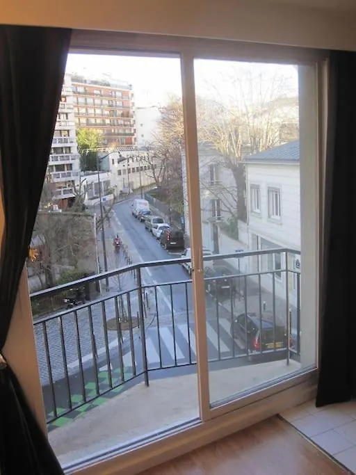 Studio Calme Proche Metro Apartment Paris